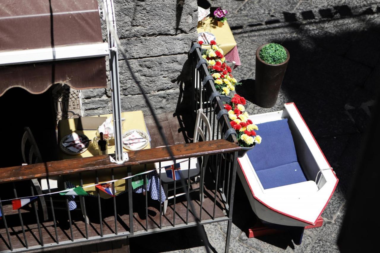 O' Panaro Ai Quartieri Spagnoli By Wonderful Italy Napoli Eksteriør bilde